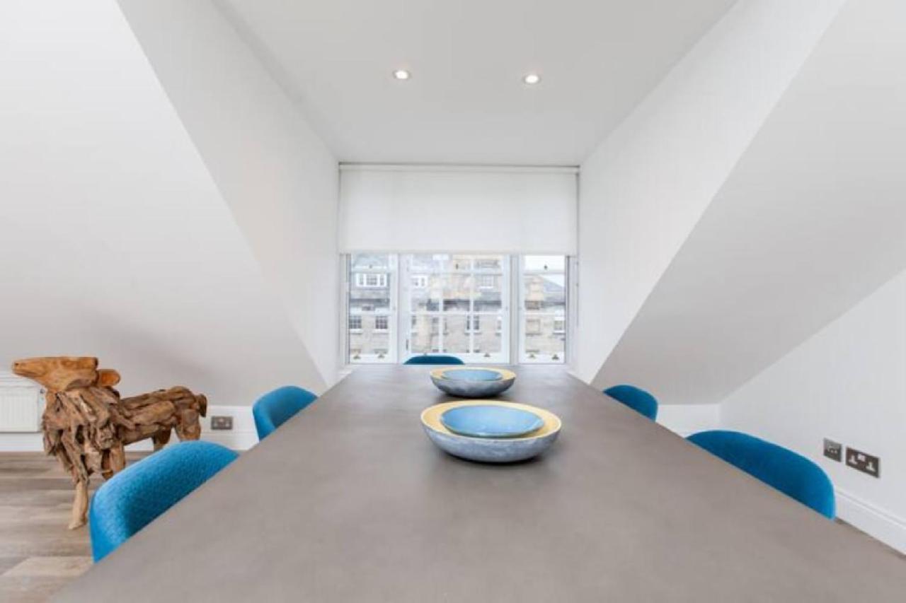 Appartamento Edinburgh Deluxe Duplex With Garage Esterno foto